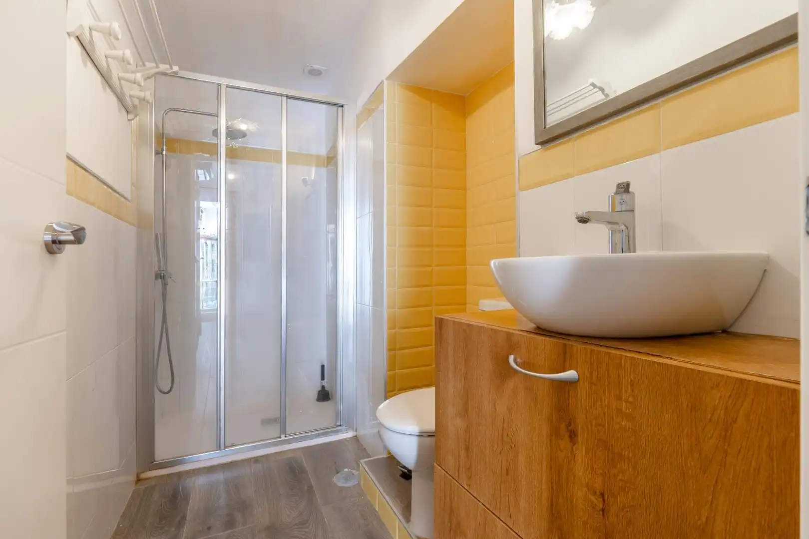 Bathroom of Houses for sale in Granada  with Air Conditioner, Terrace and Furnished