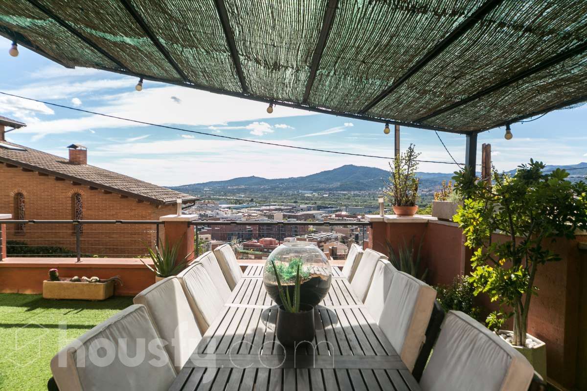 Terraza de Casa o chalet en venta en Molins de Rei con Aire acondicionado, Calefacción y Jardín privado
