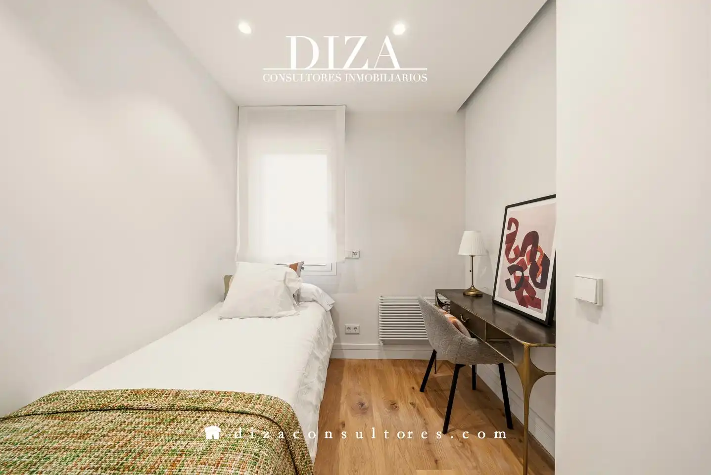 Bedroom of Flat for sale in Madrid  with Air Conditioner, Heating and Parquet flooring