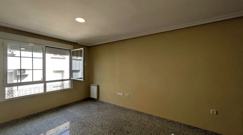 Foto 4 de Piso en venta en Los Francos, Centro ciudad, Linares