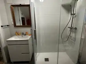 Bathroom of Attic for rent in Alcalá de Henares  with Heating, Furnished and Microwave