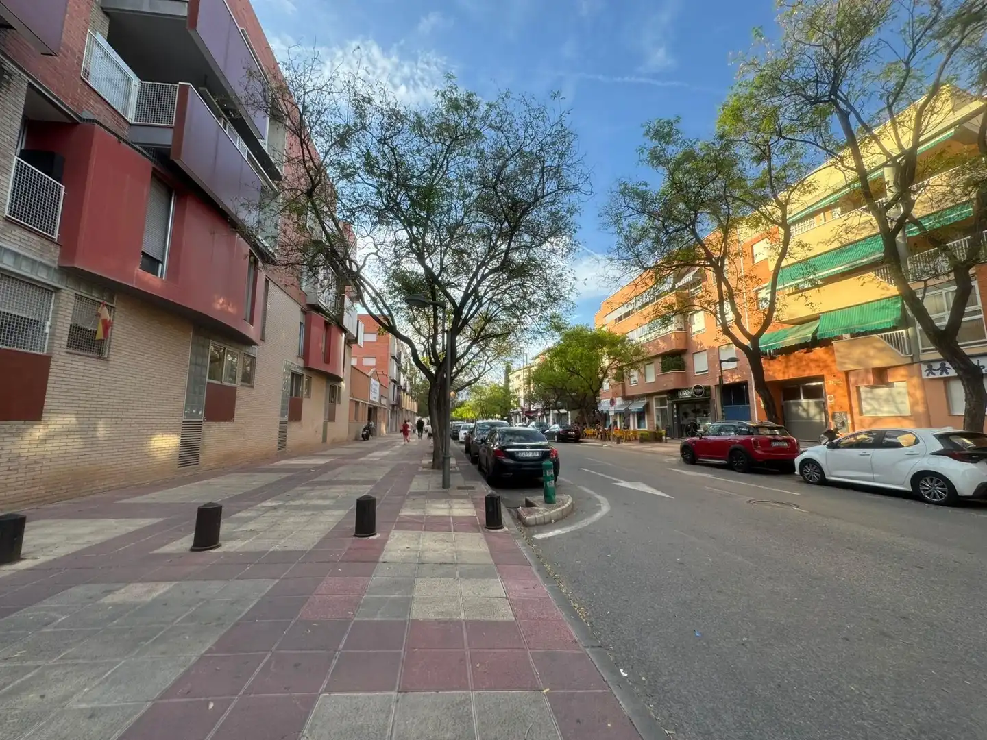 Vista exterior de Local en venta en Murcia