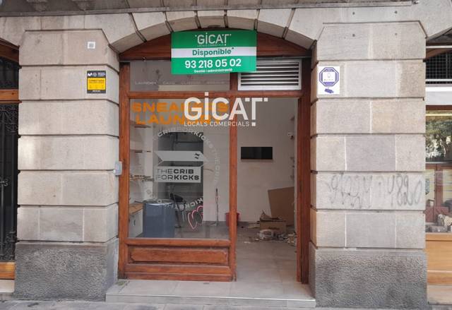 Local comercial en Venta en DE FRANCESC PUJOLS en Barri Gòtic