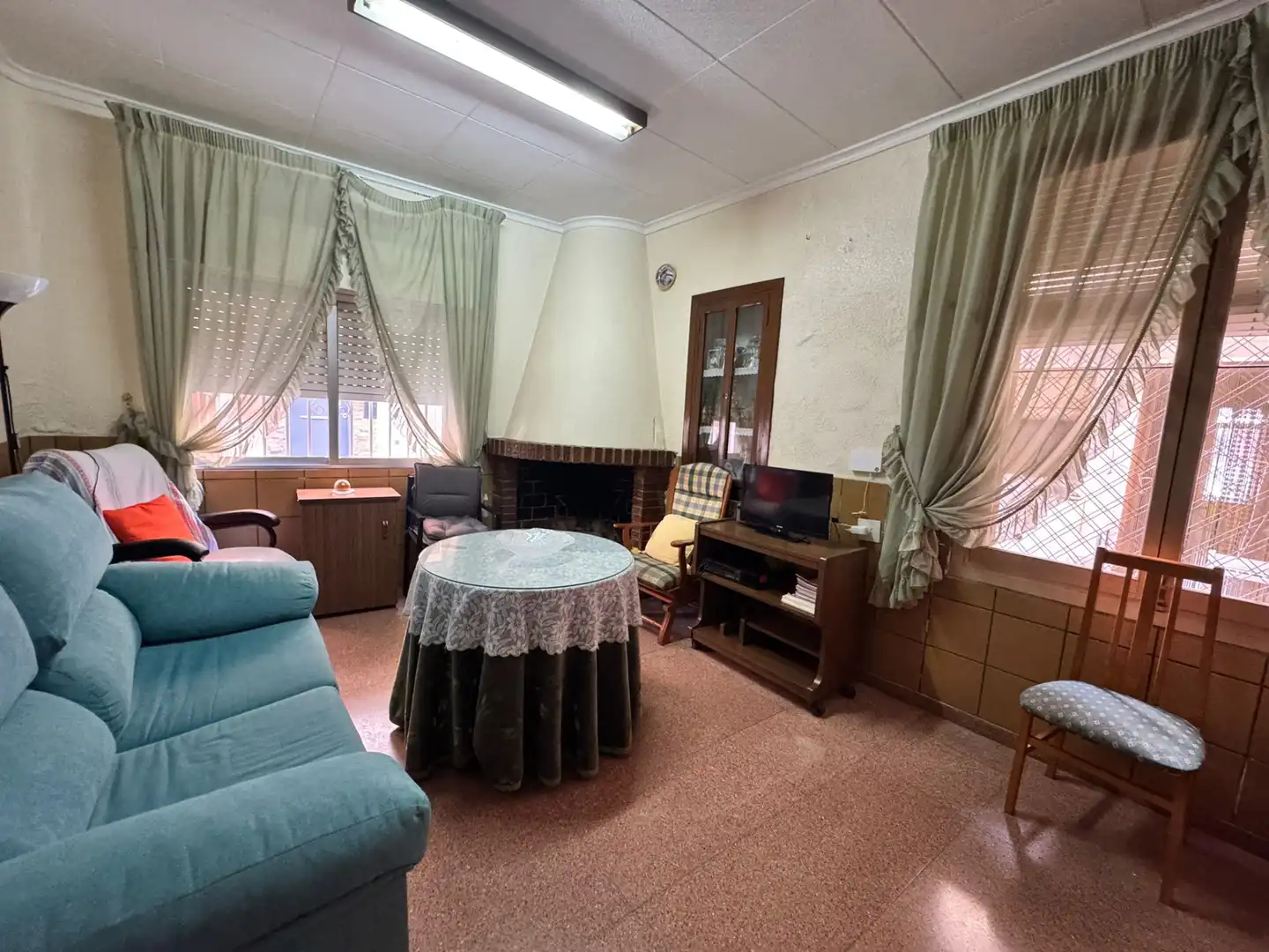 Sala d'estar de Casa o xalet en venda en Archena amb Terrassa i Moblat