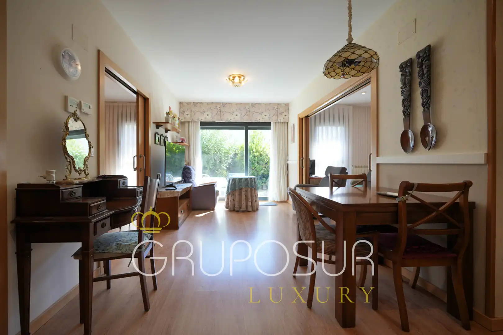 Sala de estar de Piso en venta en Valladolid con Calefacción, Jardín privado y Parquet