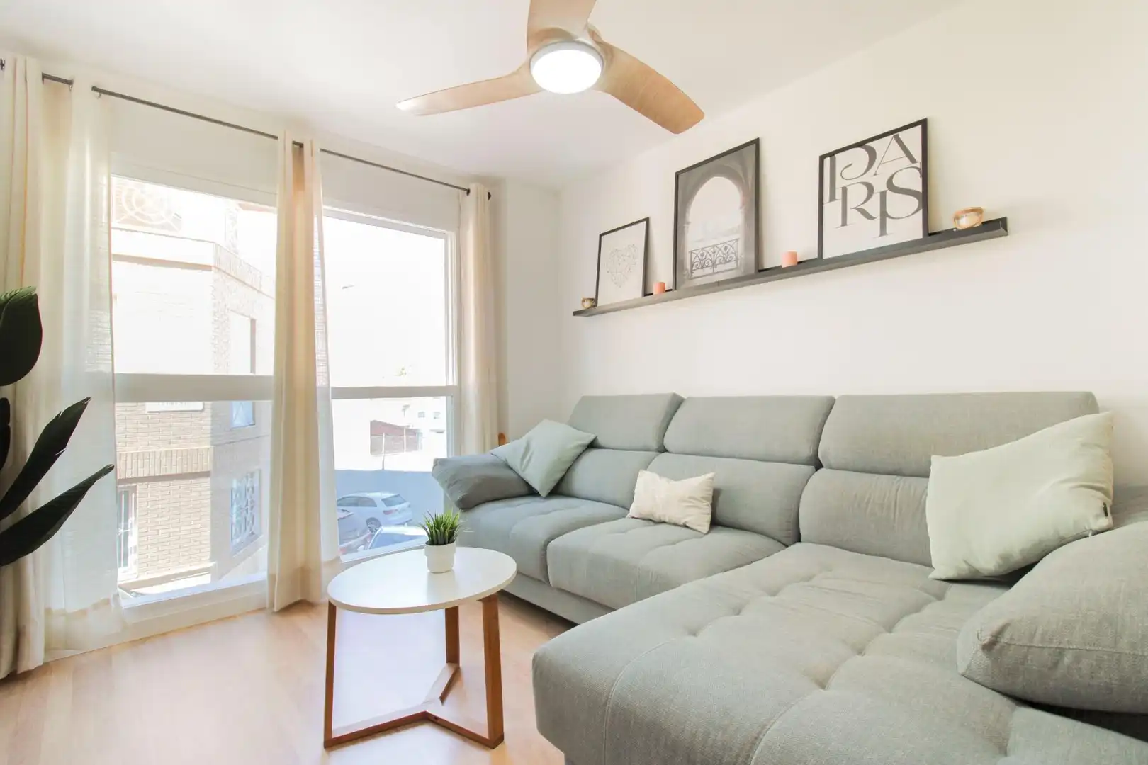 Wohnzimmer von Wohnung zum Verkauf in Benaguasil mit Klimaanlage und Alarm
