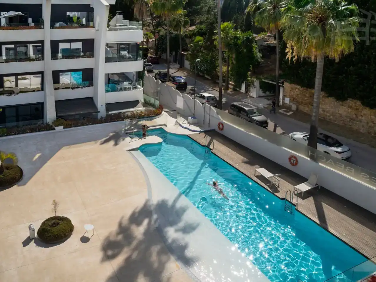 Piscina de Pis en venda en Marbella amb Aire condicionat, Piscina i Balcó