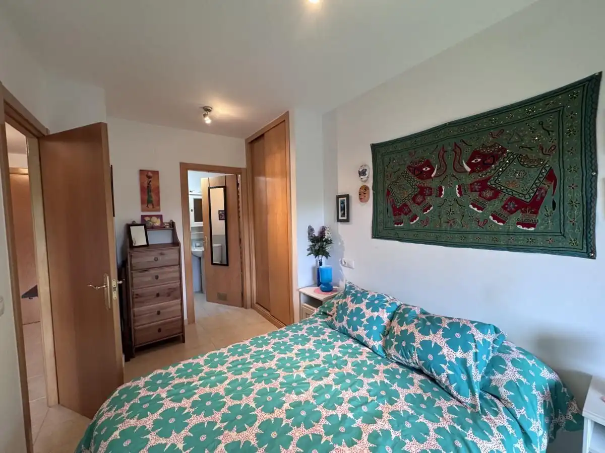 Habitación de Apartamento en venta en Llanes con Calefacción, Terraza y Trastero