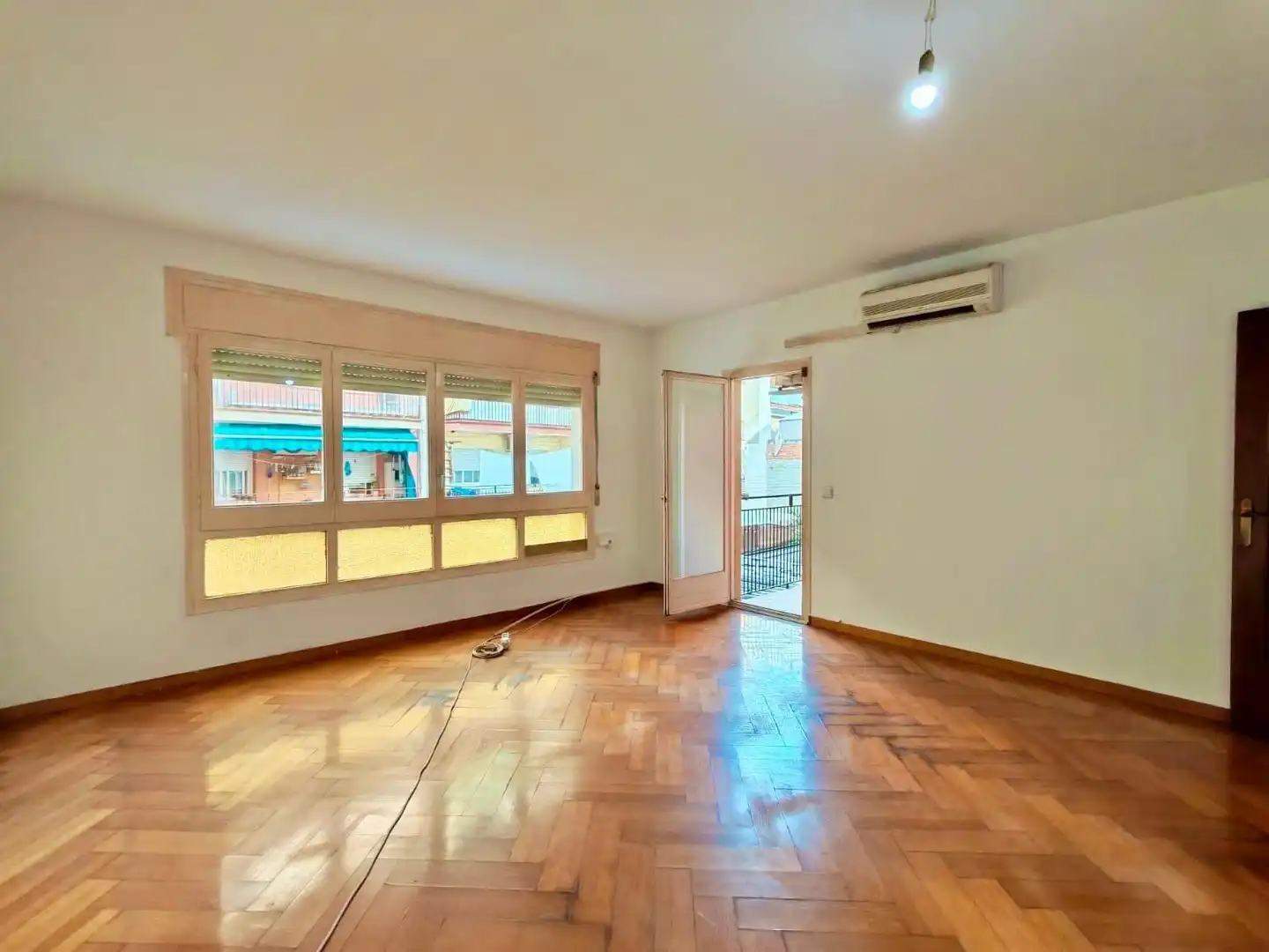 Planta baja en venta en Carrer CATALUNYA, Centre