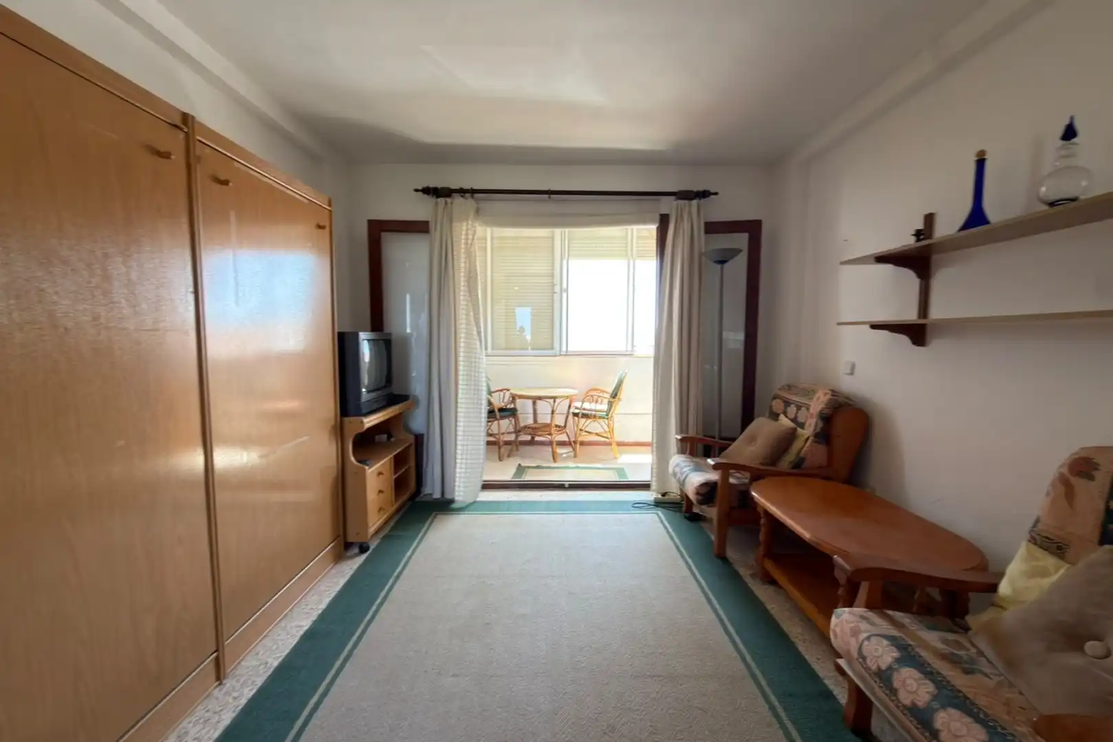 Sala d'estar de Estudi en venda en Torrevieja amb Moblat, Rentadora i Piscina comunitària