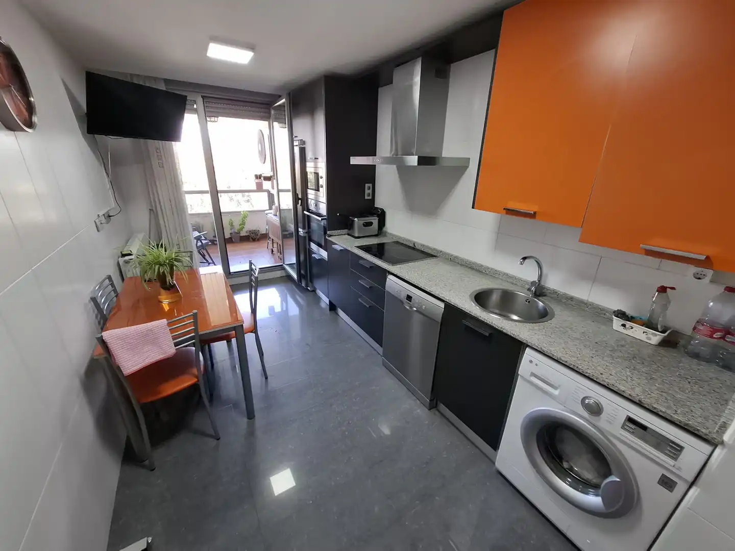 Kitchen of Flat for sale in  Logroño  with Air Conditioner, Heating and Parquet flooring