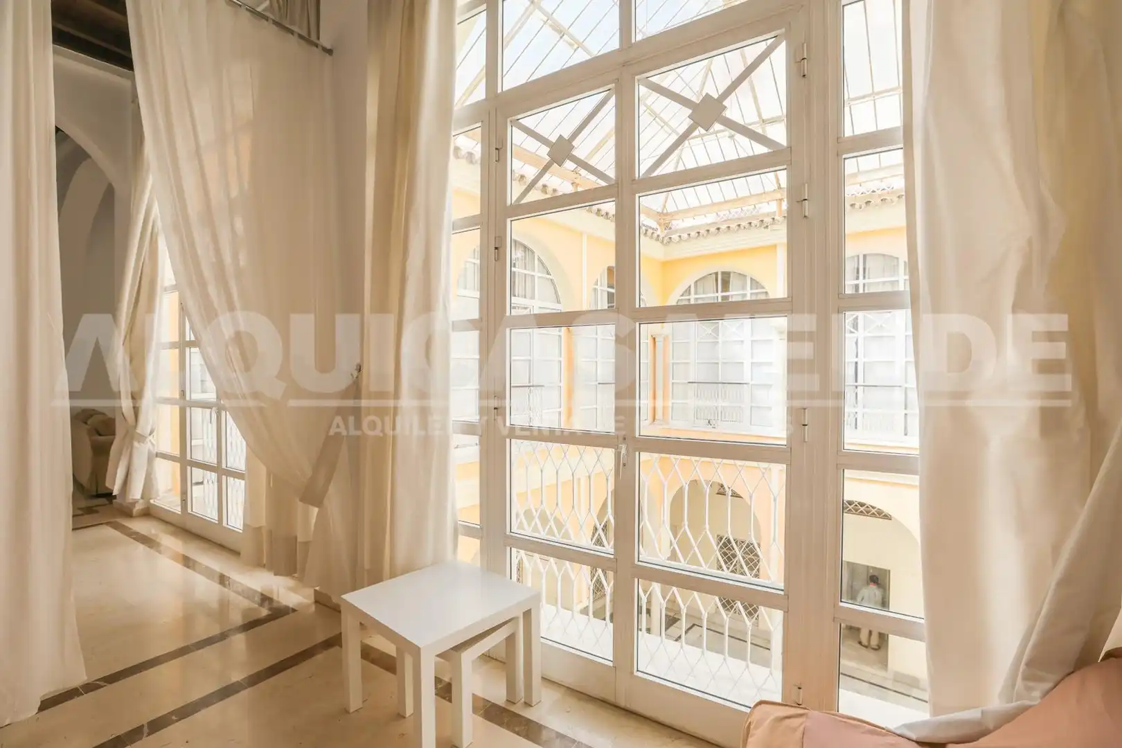 Habitación de Piso de alquiler en Sevilla con Aire acondicionado, Calefacción y Amueblado