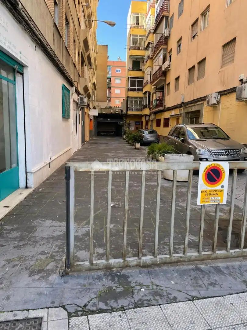 Parking de Garaje en venta en Granada
