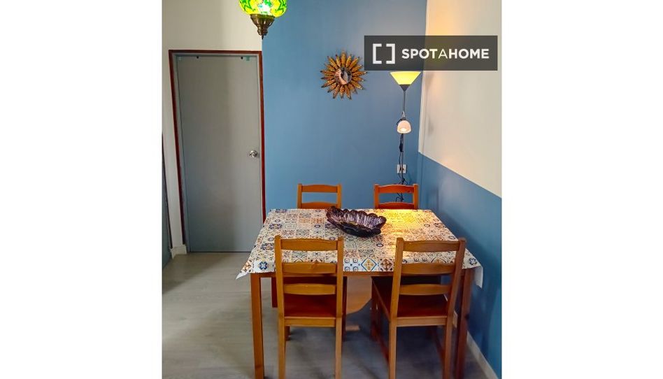 Piso de alquiler en Los Rosales - Imagen 3