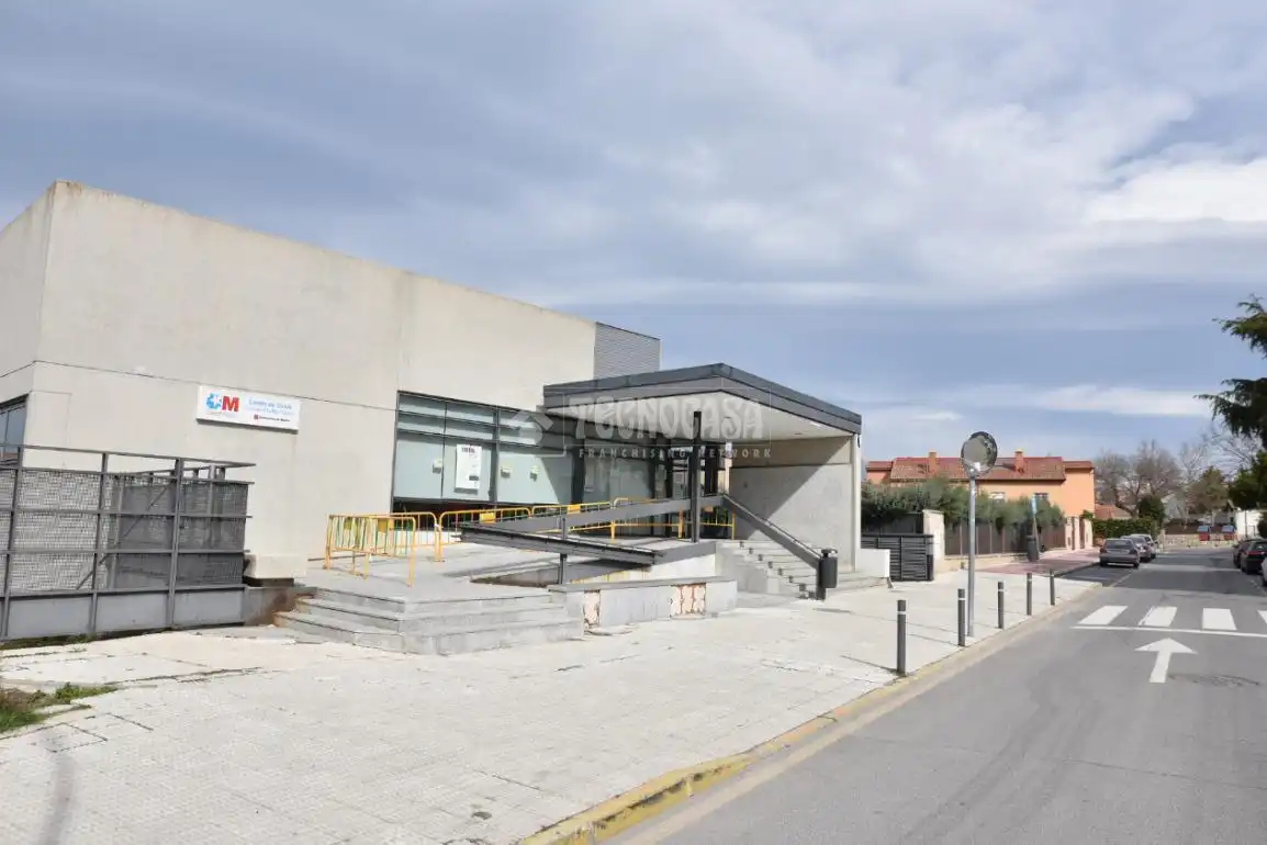 Vista exterior de Piso en venta en Collado Villalba con Calefacción, Terraza y Trastero