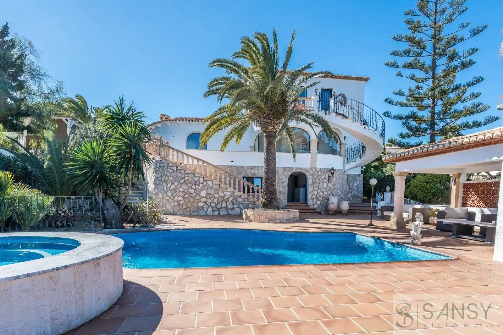 Villa mit Pool zum Verkauf in Centro ciudad
