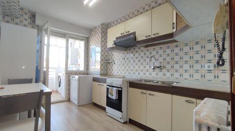 Photo 2 of Flat for rent in Gijón - Calle Puerto de Cerredo, El Polígono, Gijón