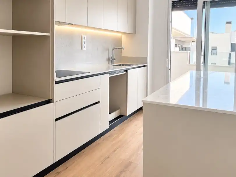 Cocina de Piso en venta en Elche / Elx con Aire acondicionado, Calefacción y Terraza