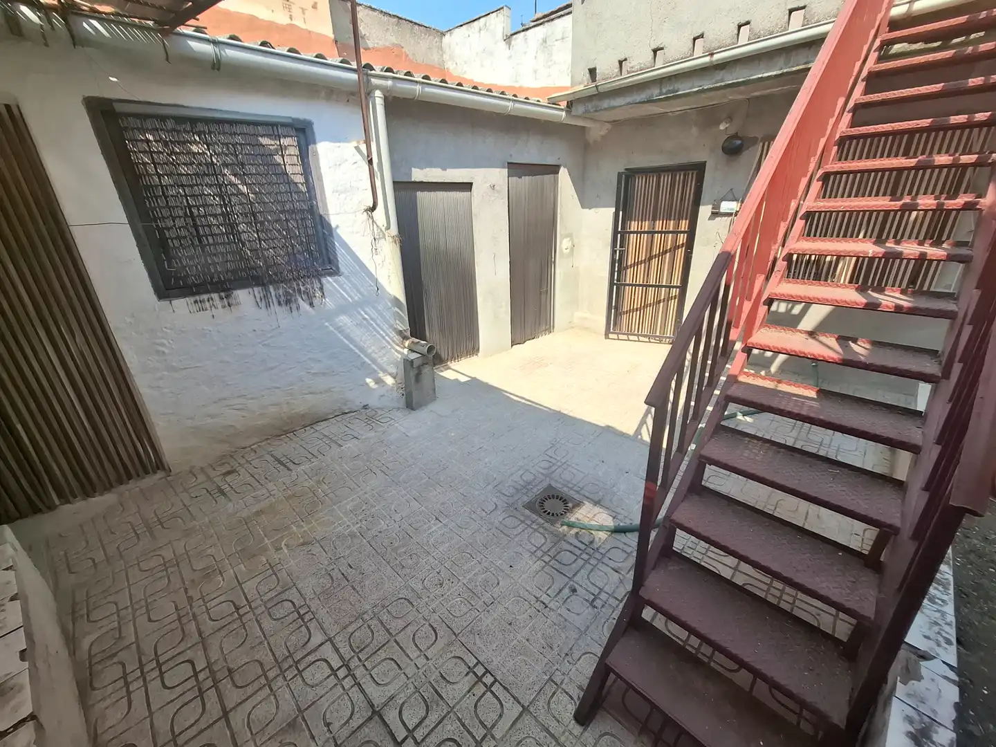Casa adosada en venta en Carrión de Calatrava con Calefacción, Terraza y Trastero