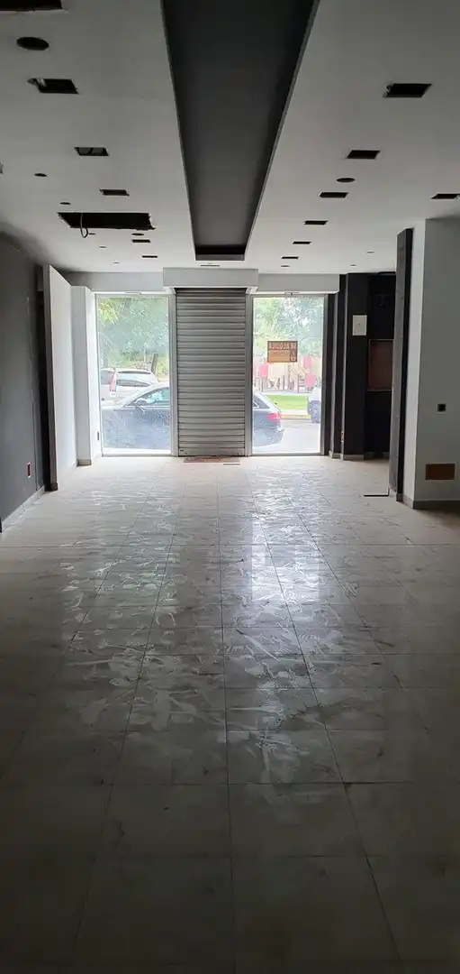 Local comercial en venta en De Sant Ruf, imagen 2