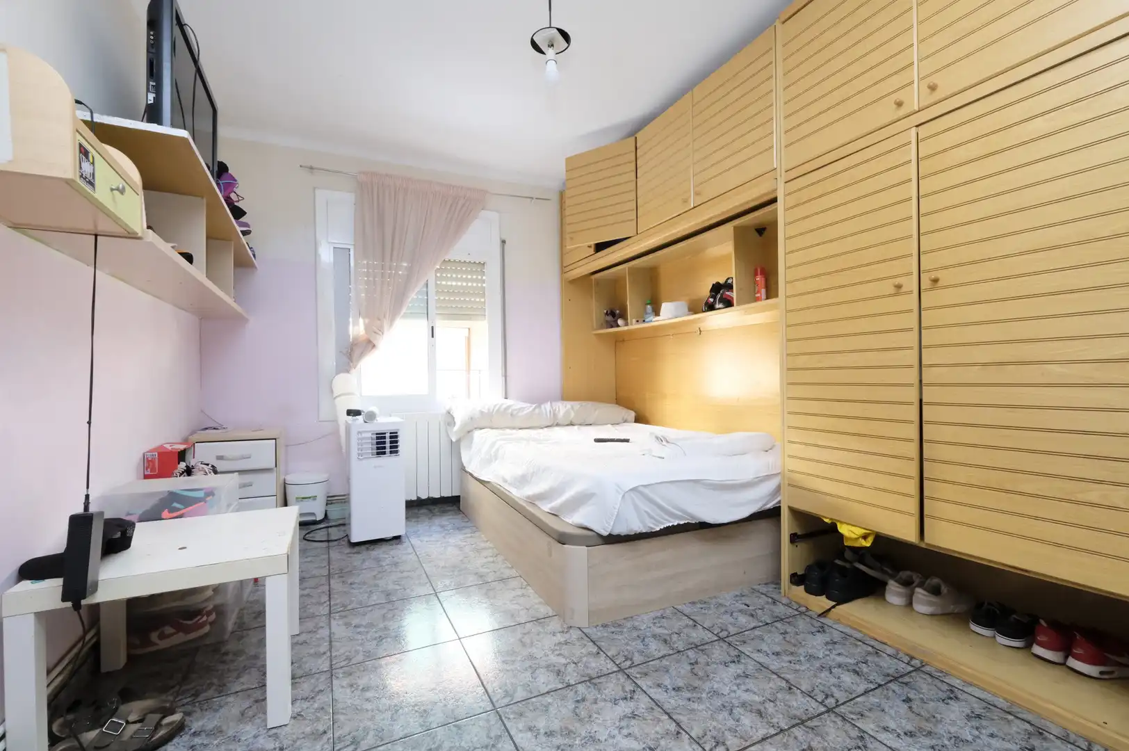 Habitación de Piso en venta en Barcelona con Calefacción