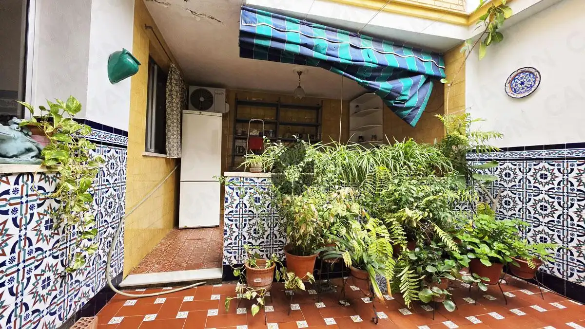 Planta baja en venta en Coria del Río