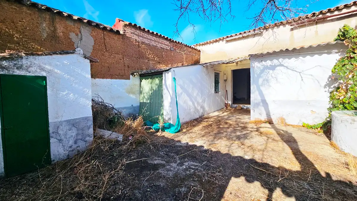Houses for sale in Campofrío, Huelva
