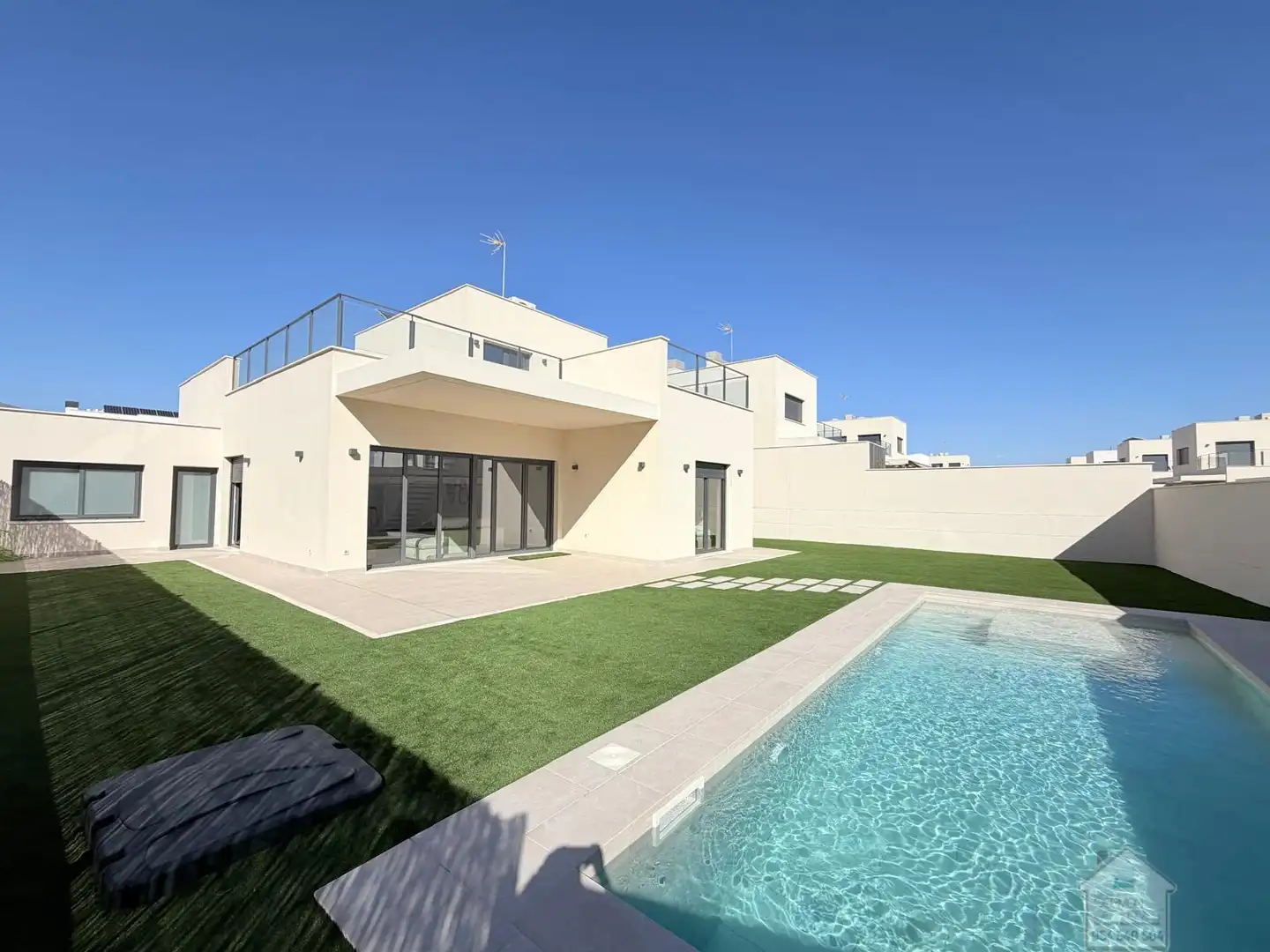 Villa mit Pool zur Miete in Entrenúcleos, imagen 12