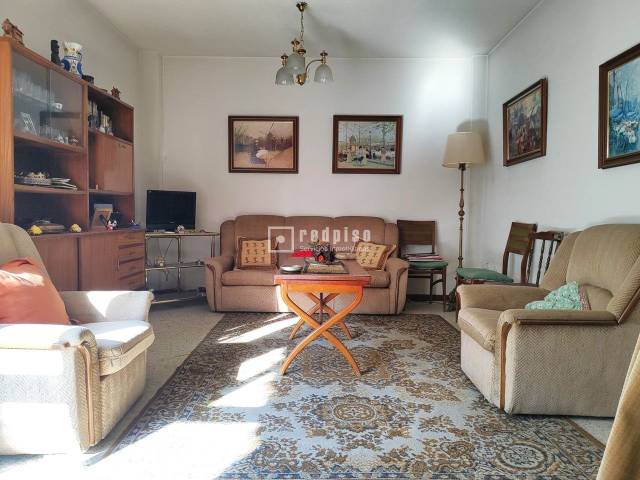 Piso en Venta en CASTILLO DE UCLES en Simancas