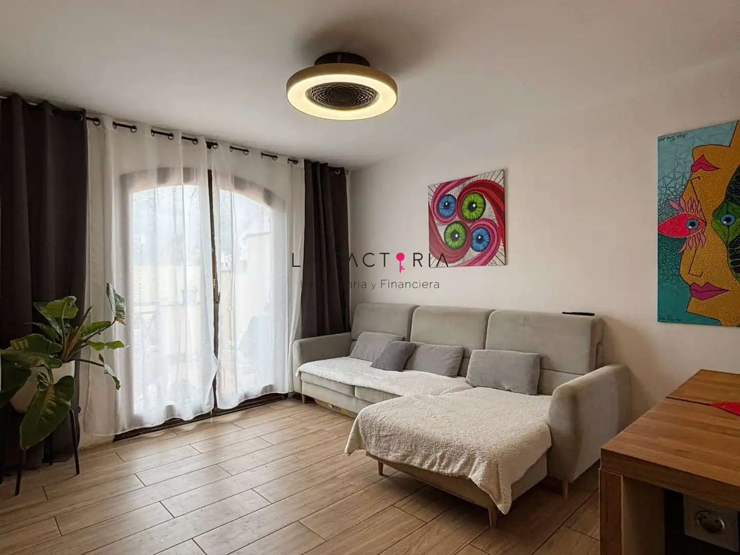 Sala de estar de Dúplex en venta en Arona con Jardín privado, Terraza y Piscina comunitaria
