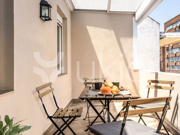 Apartament amb ascensor de lloguer a Calle de Jerónimo de la Quintana