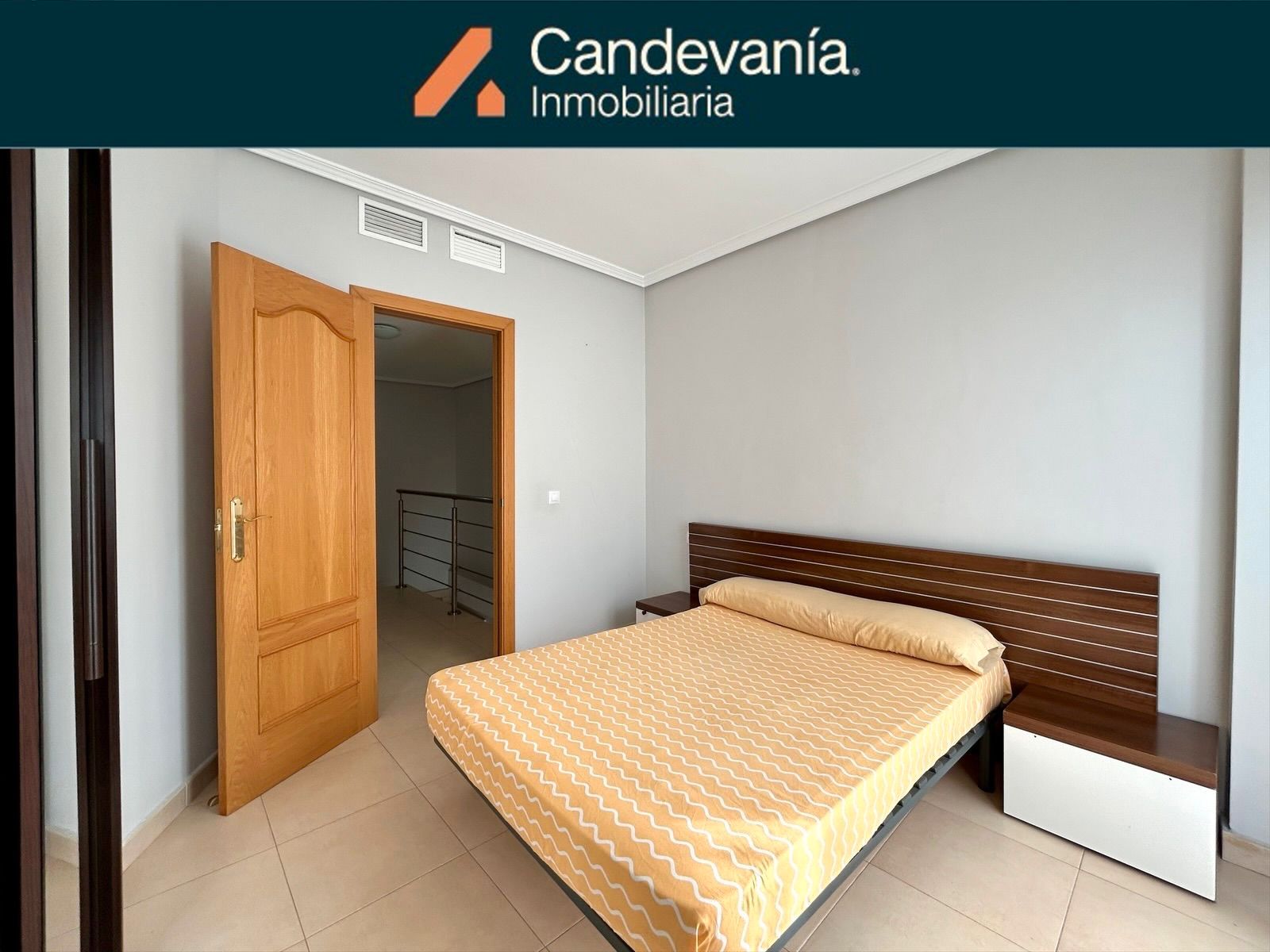 Habitación de Dúplex en venta en Zuera con Calefacción, Terraza y Trastero