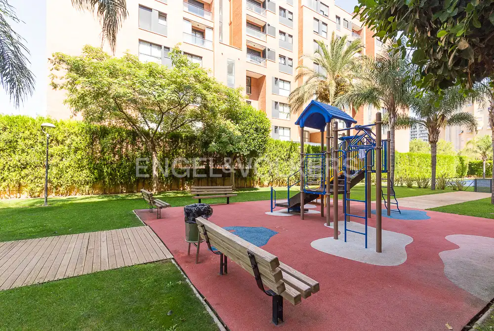 Terrassa de Pis de lloguer en Valencia amb Aire condicionat, Calefacció i Terrassa