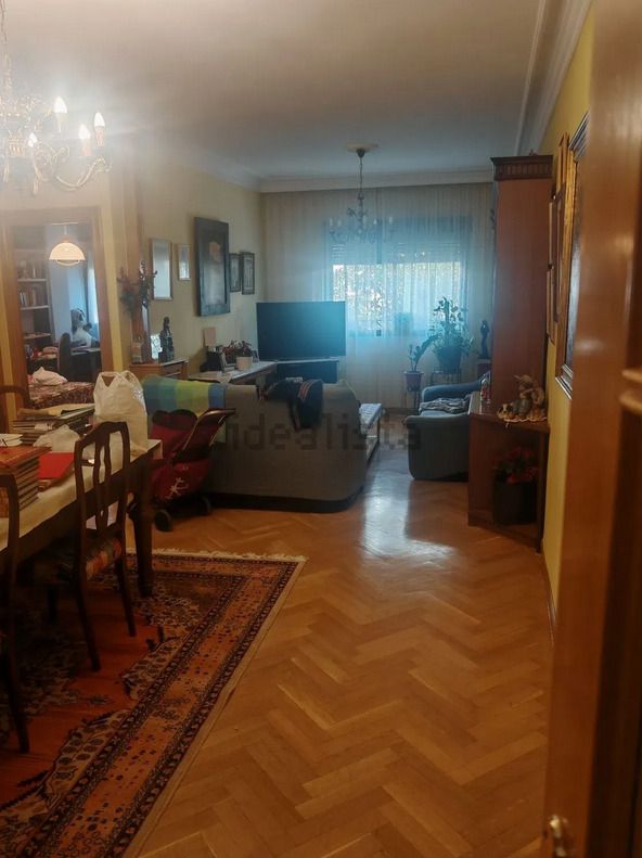 Sala d'estar de Pis en venda en  Madrid Capital amb Aire condicionat, Calefacció i Parquet
