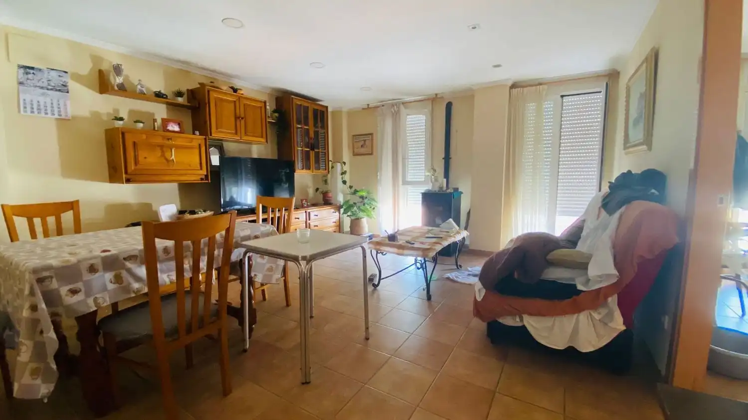 Sala d'estar de Casa o xalet en venda en Arañuel amb Terrassa i Traster