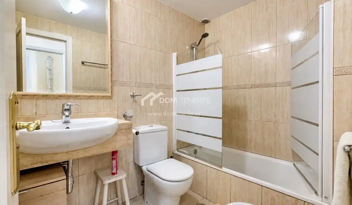 Bathroom of Ground floor for rent in Adeje  with Terrace, Swimming Pool and Furnished