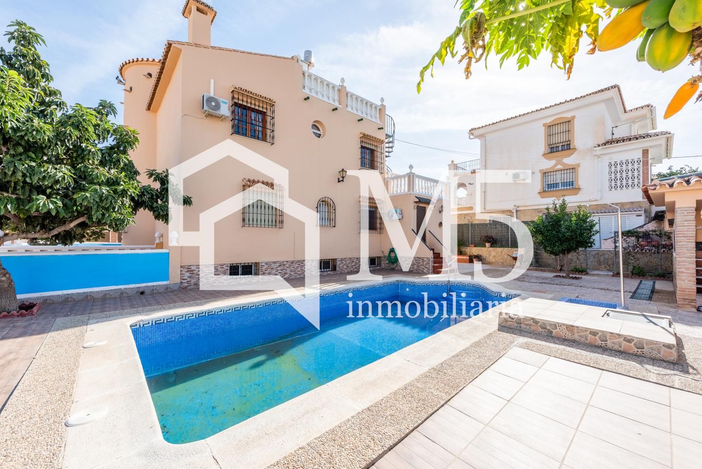 Swimming pool of House or chalet for sale in Vélez-Málaga  with Air Conditioner, Heating and Terrace