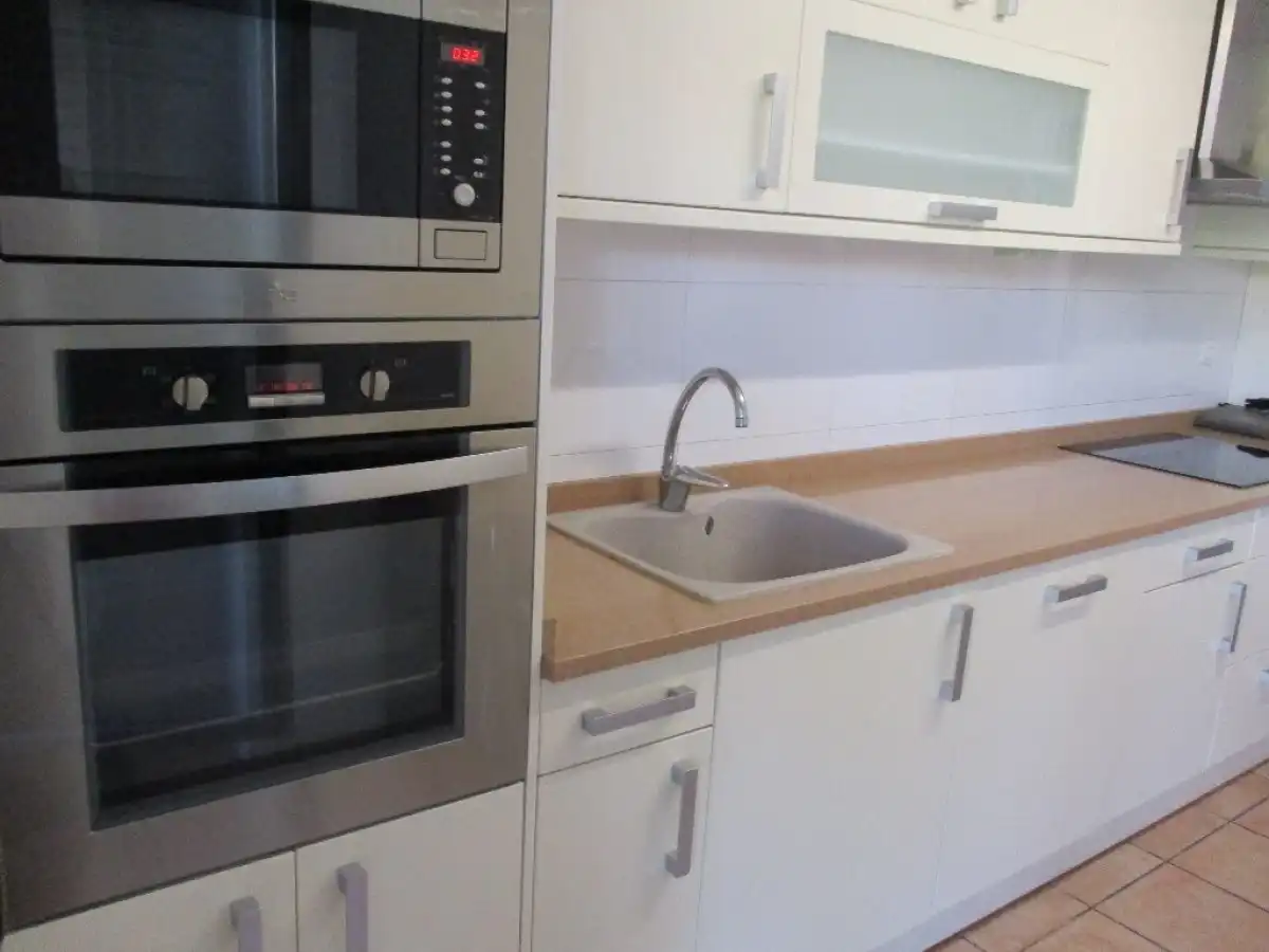Cocina de Casa adosada en venta en Cuarte de Huerva con Aire acondicionado, Calefacción y Jardín privado