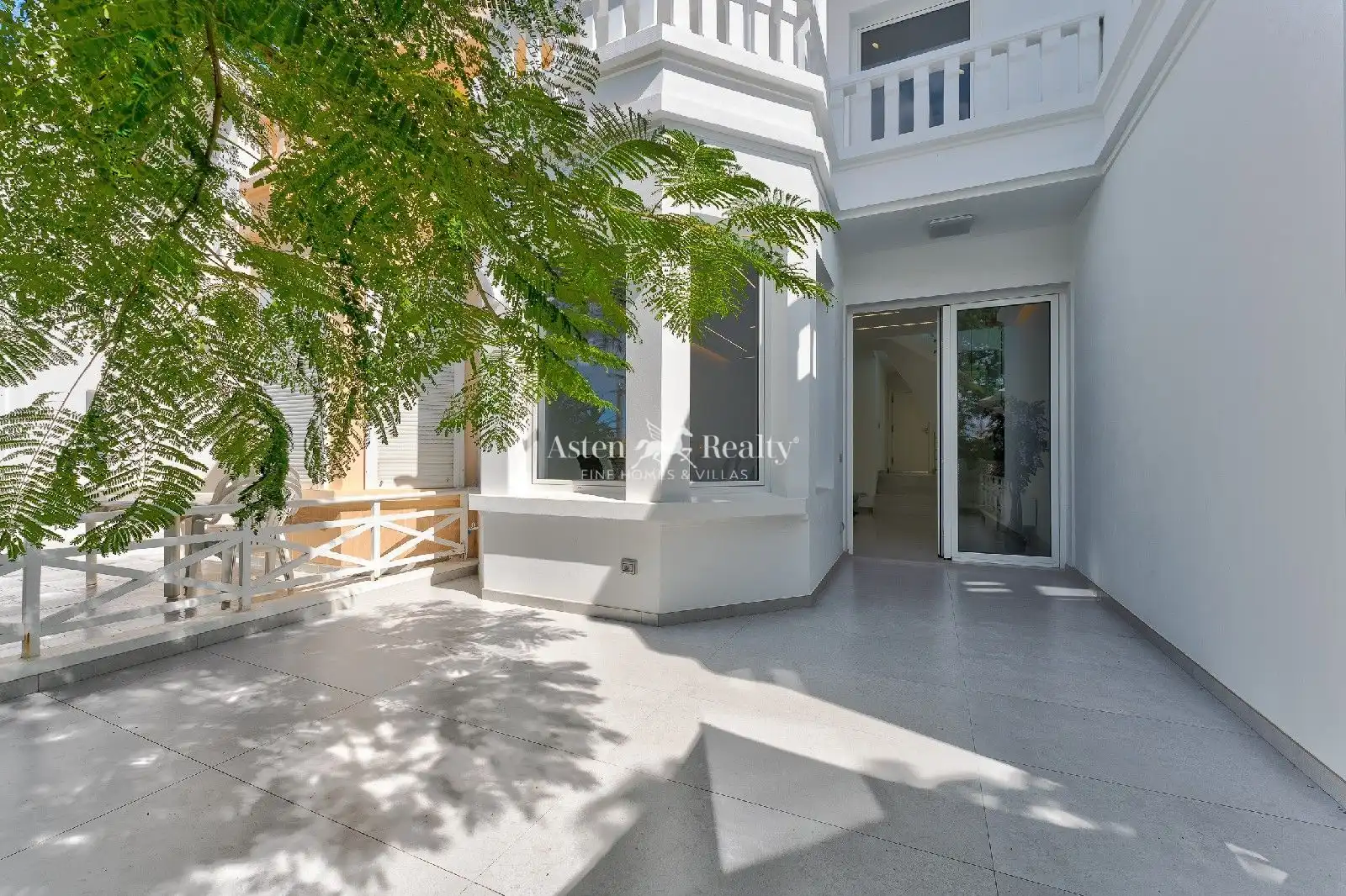 Exterior view of Detached homes for sale in Adeje  with Air Conditioner, Terrace and Swimming Pool