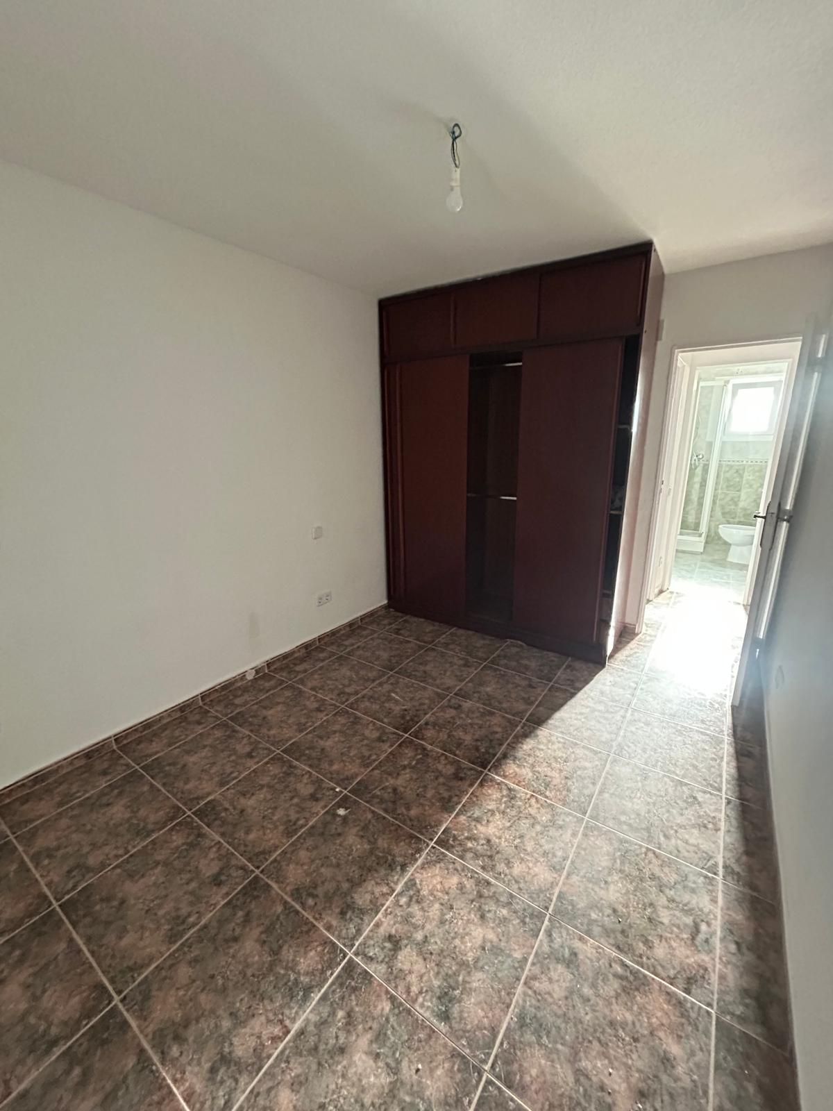 Dormitori de Pis de lloguer en  Madrid Capital amb Calefacció