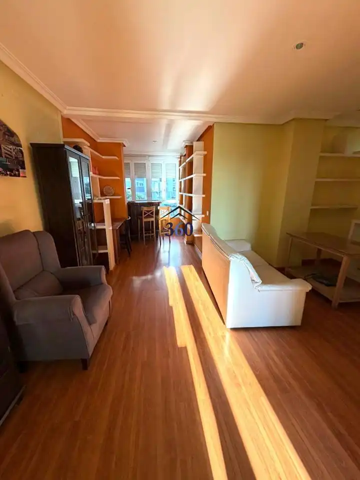 Sala d'estar de Pis en venda en Cáceres amb Aire condicionat, Terrassa i Moblat