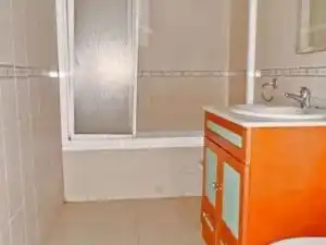 Bathroom of Flat for sale in Medina del Campo  with Terrace