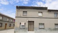 Exterior view of Single-family semi-detached for sale in Campo de Criptana  with Heating and Balcony