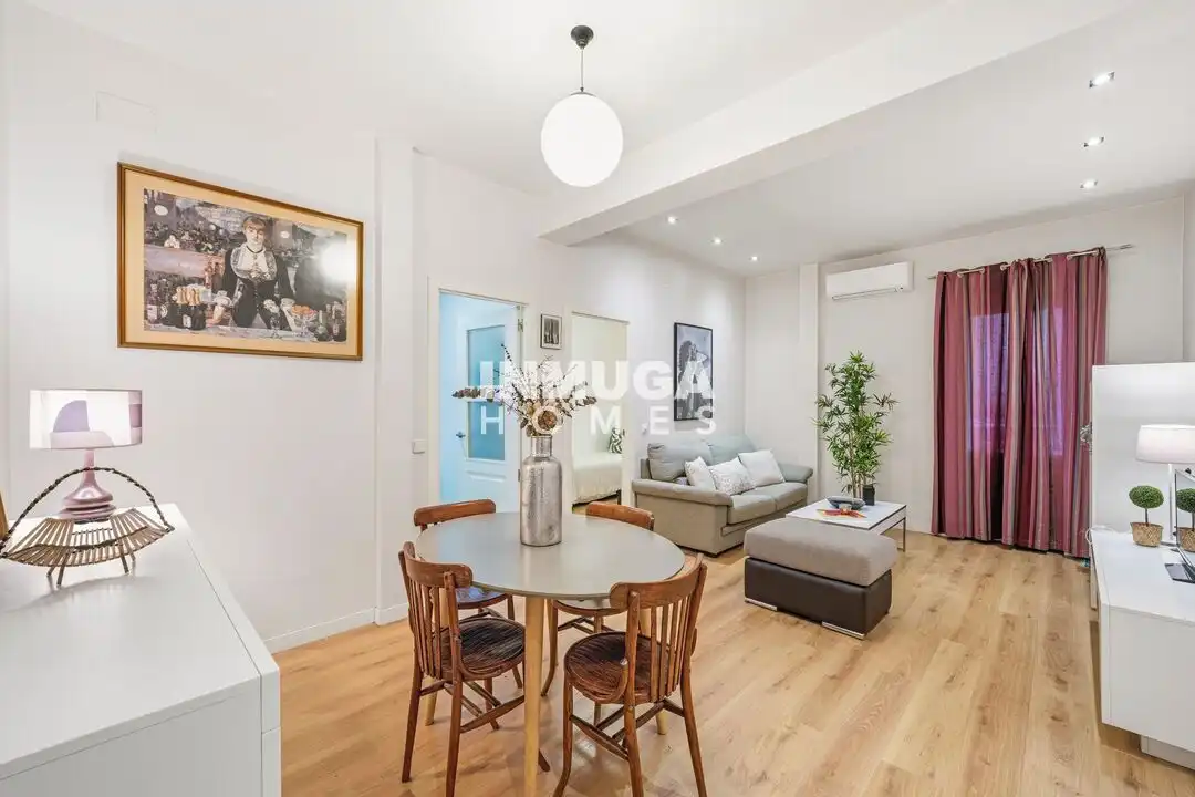 Schlafzimmer von Wohnung zum Verkauf in Madrid mit Klimaanlage und Heizung