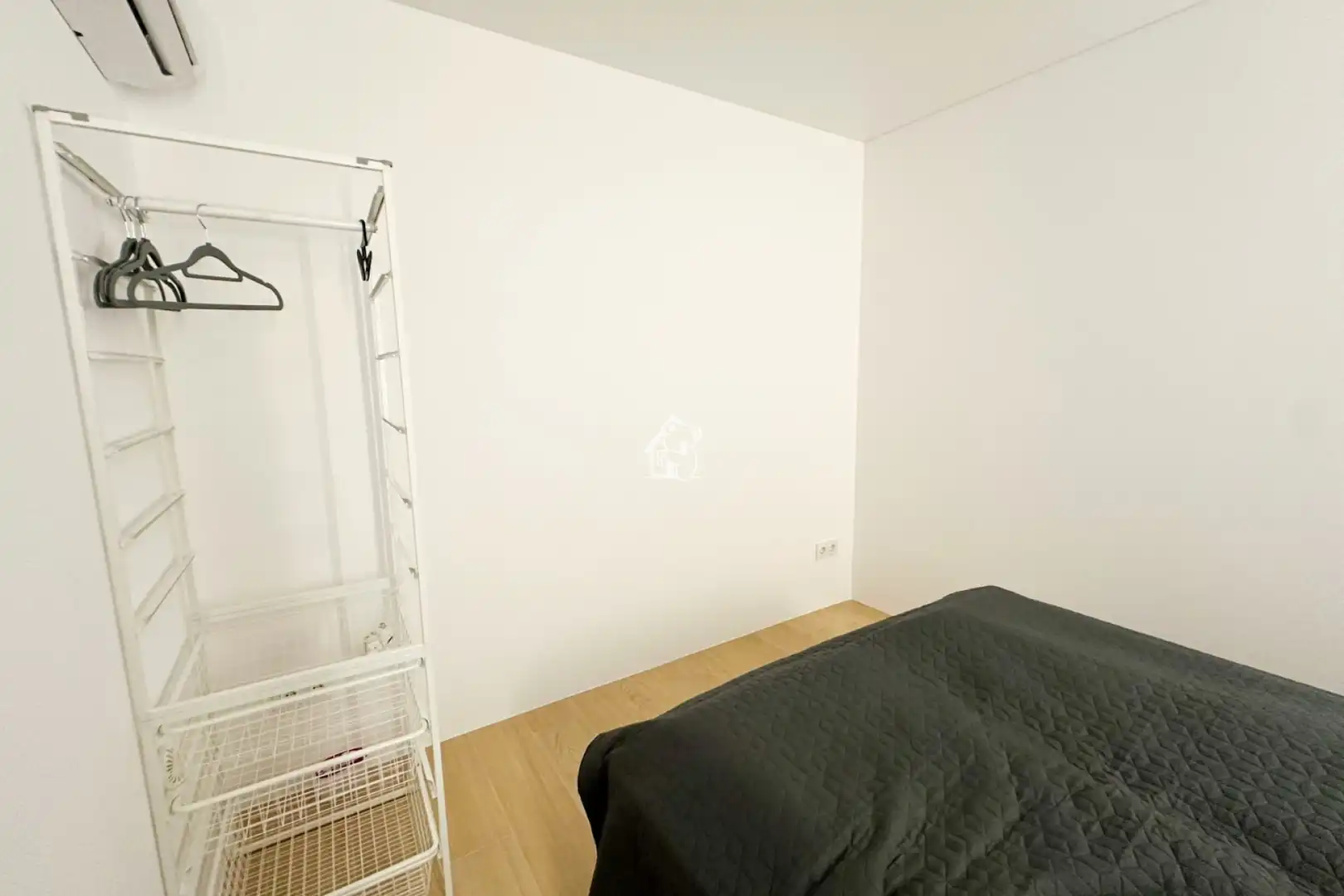 Dormitori de Apartament en venda en Torrevieja amb Aire condicionat, Traster i Moblat