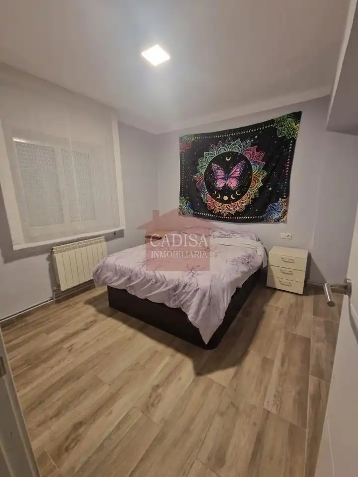 Bedroom of Flat for sale in Salamanca  with Heating and Furnished