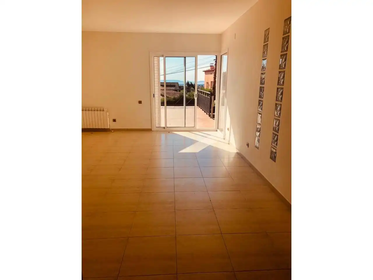 Wohnzimmer von Einfamilien-Reihenhaus zur Miete in Castellar del Vallès mit Heizung, Privatgarten und Terrasse