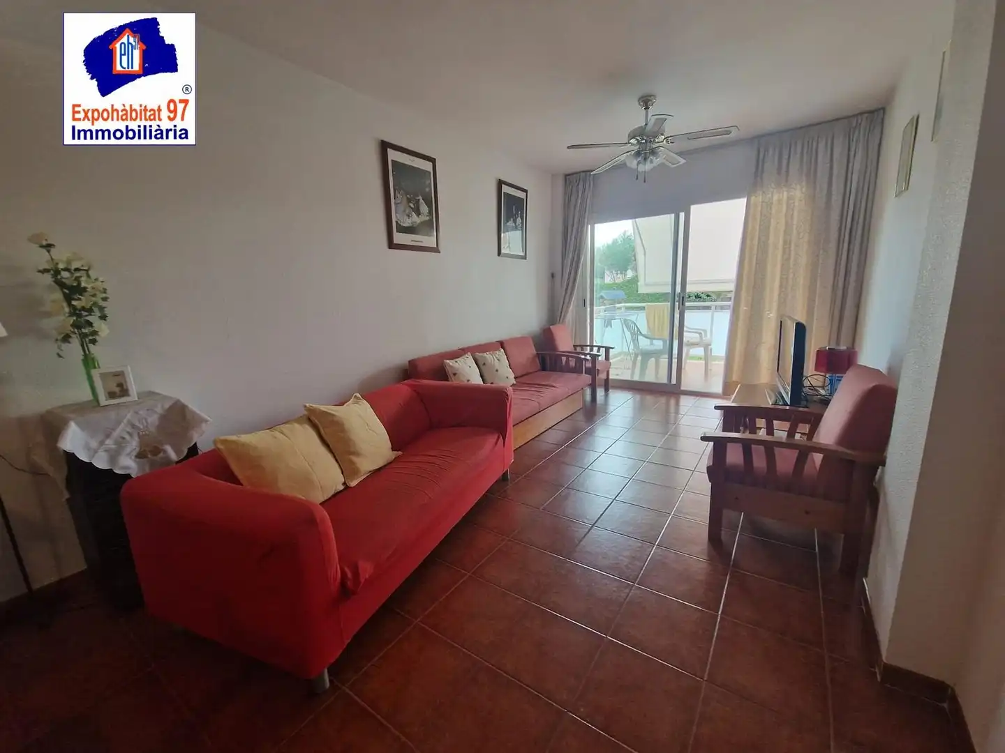 Sala d'estar de Apartament en venda en Salou amb Aire condicionat, Calefacció i Jardí privat