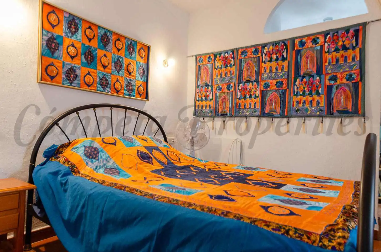 Habitación de Casa adosada en venta en Cómpeta con Terraza