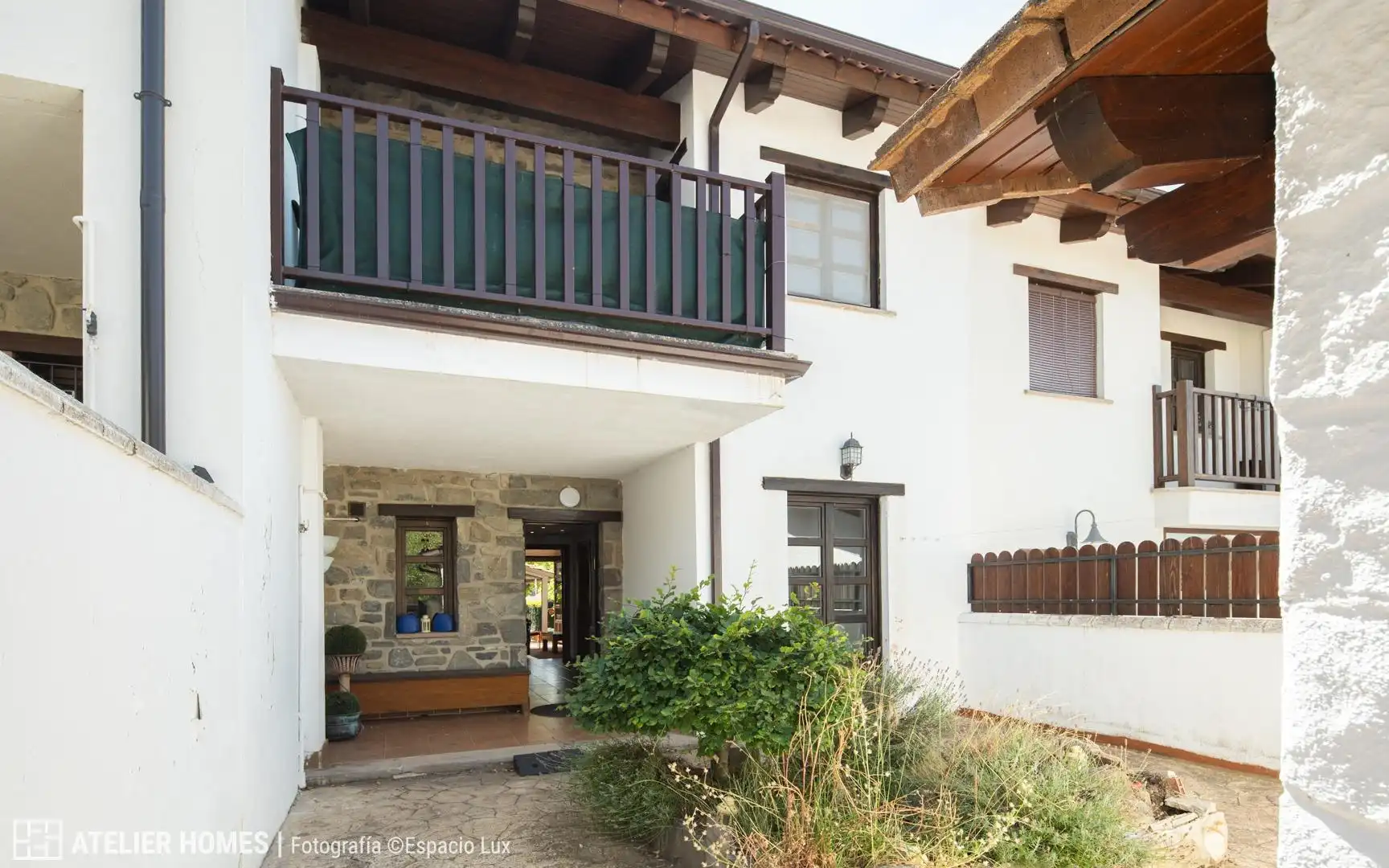 Vista exterior de Casa adosada en venta en Poblaciones norte